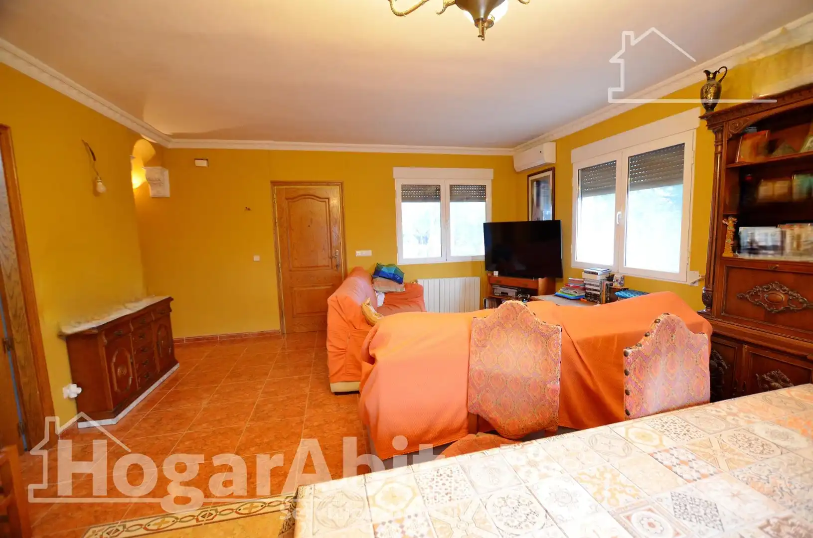 Sala de estar de Casa o chalet en venta en Alicante / Alacant con Aire acondicionado, Calefacción y Jardín privado