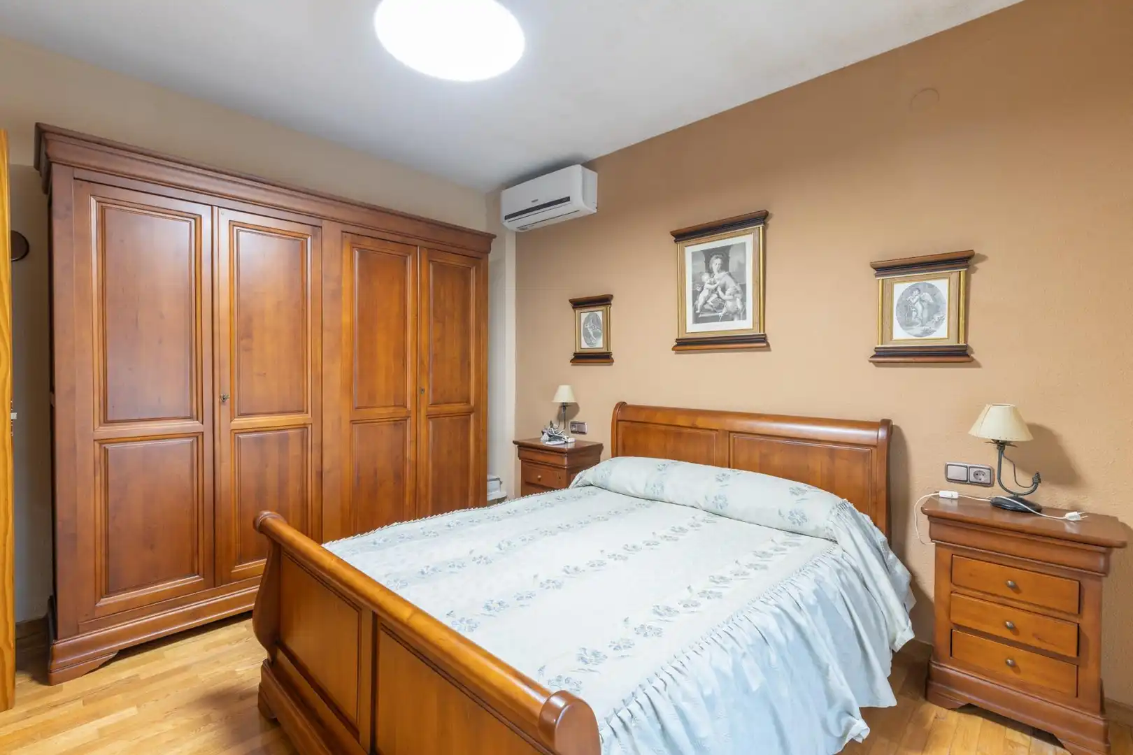 Habitación de Casa adosada en venta en Santa Fe con Aire acondicionado y Calefacción
