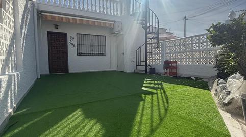 Foto 5 de Casa adosada en venda a Avenida Habaneras - Curva de Palangre, Torrevieja