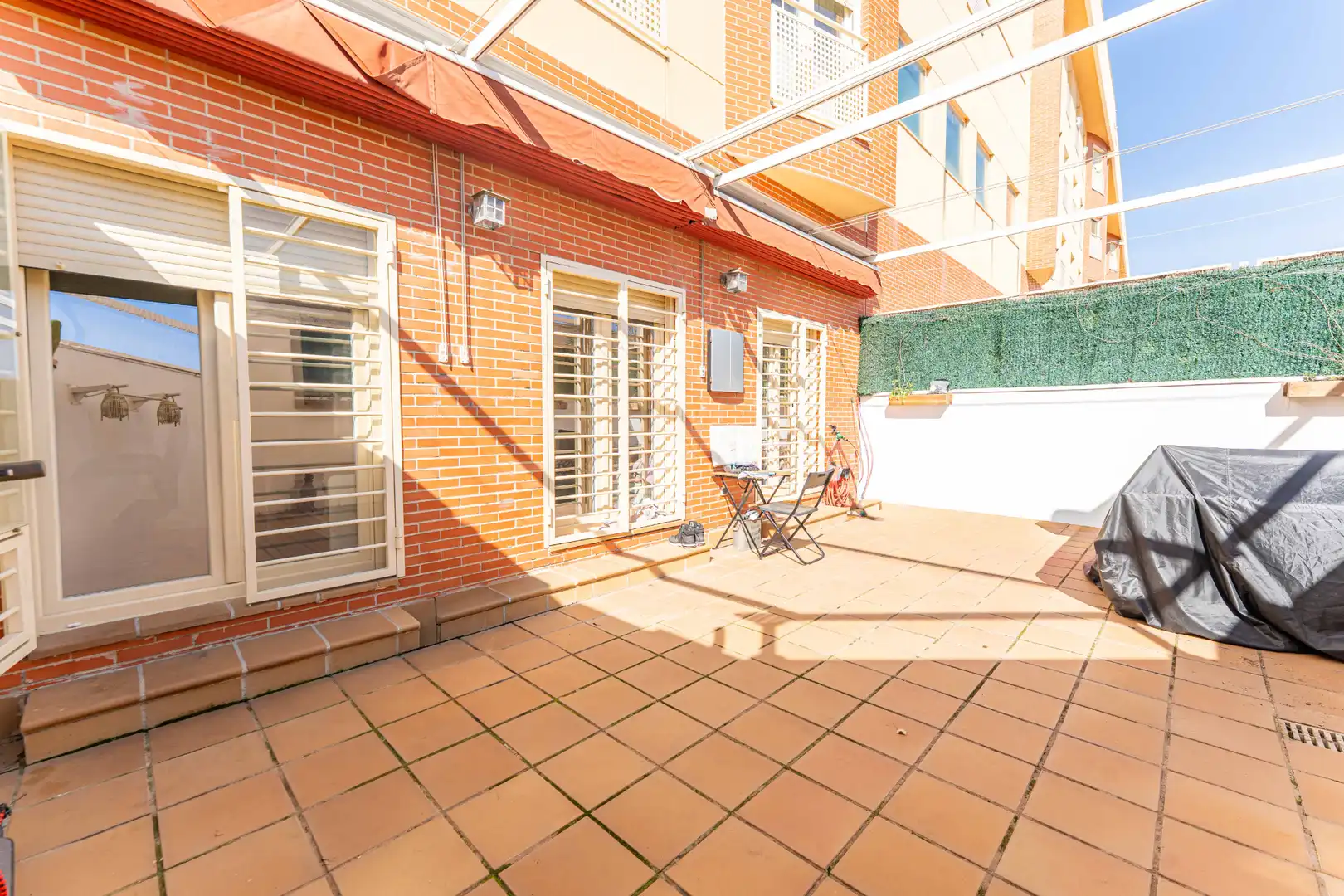 Terrace of Ground floor for sale in Arroyomolinos (Madrid)  with Air Conditioner, Heating and Private garden
