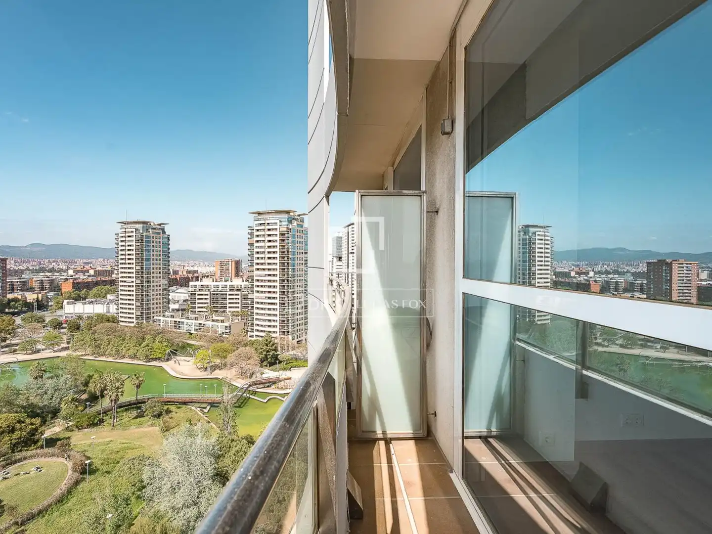 Terrasse von Wohnung zum Verkauf in Barcelona mit Klimaanlage, Heizung und Abstellraum