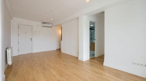 Foto 4 de Piso en venta en Calle de Illescas, Aluche, Madrid