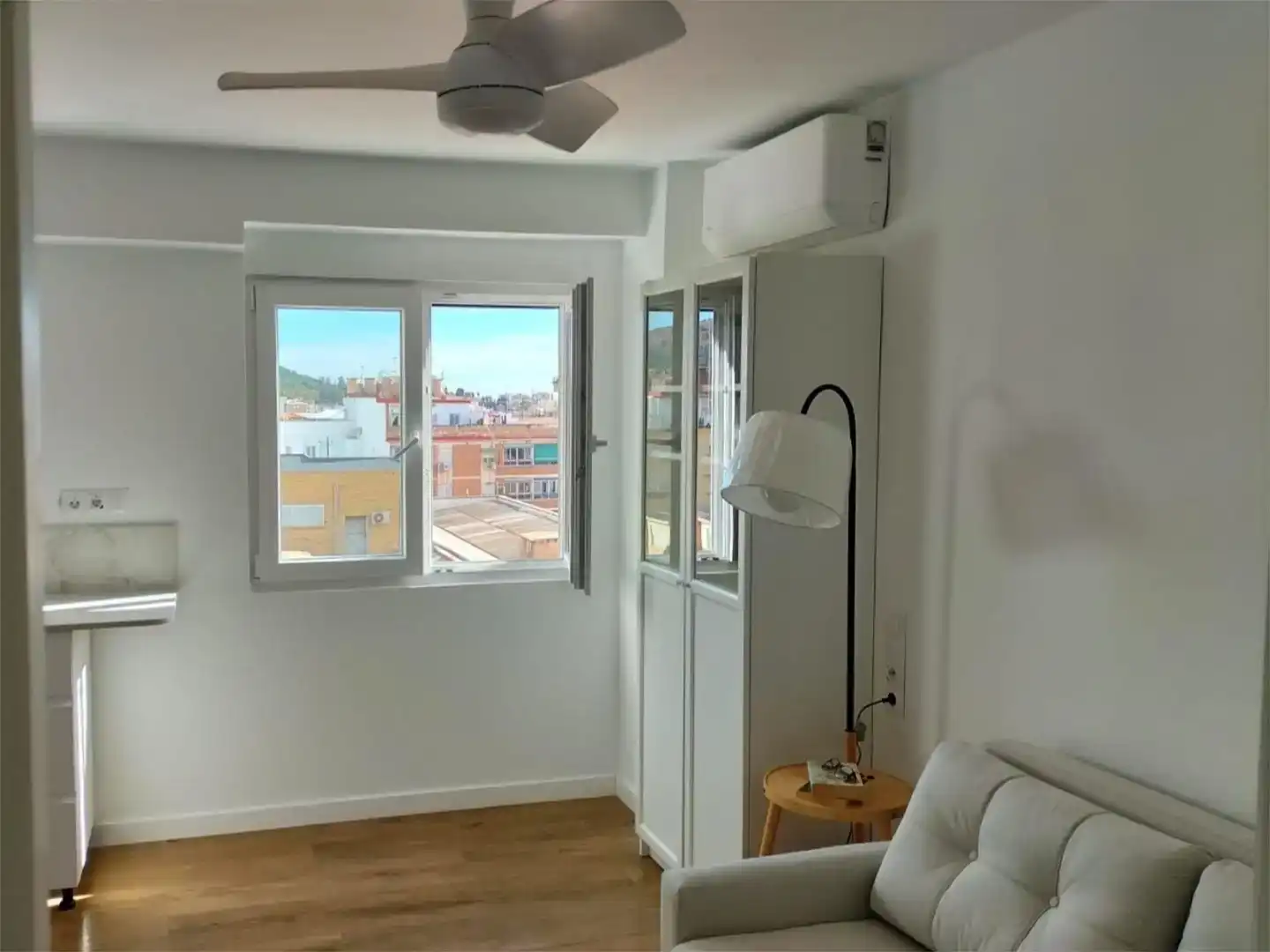Schlafzimmer von Wohnungen zur Miete in Málaga Capital mit Klimaanlage