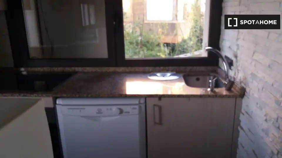 Cocina de Piso de alquiler en Sant Cugat del Vallès con Aire acondicionado, Calefacción y Amueblado