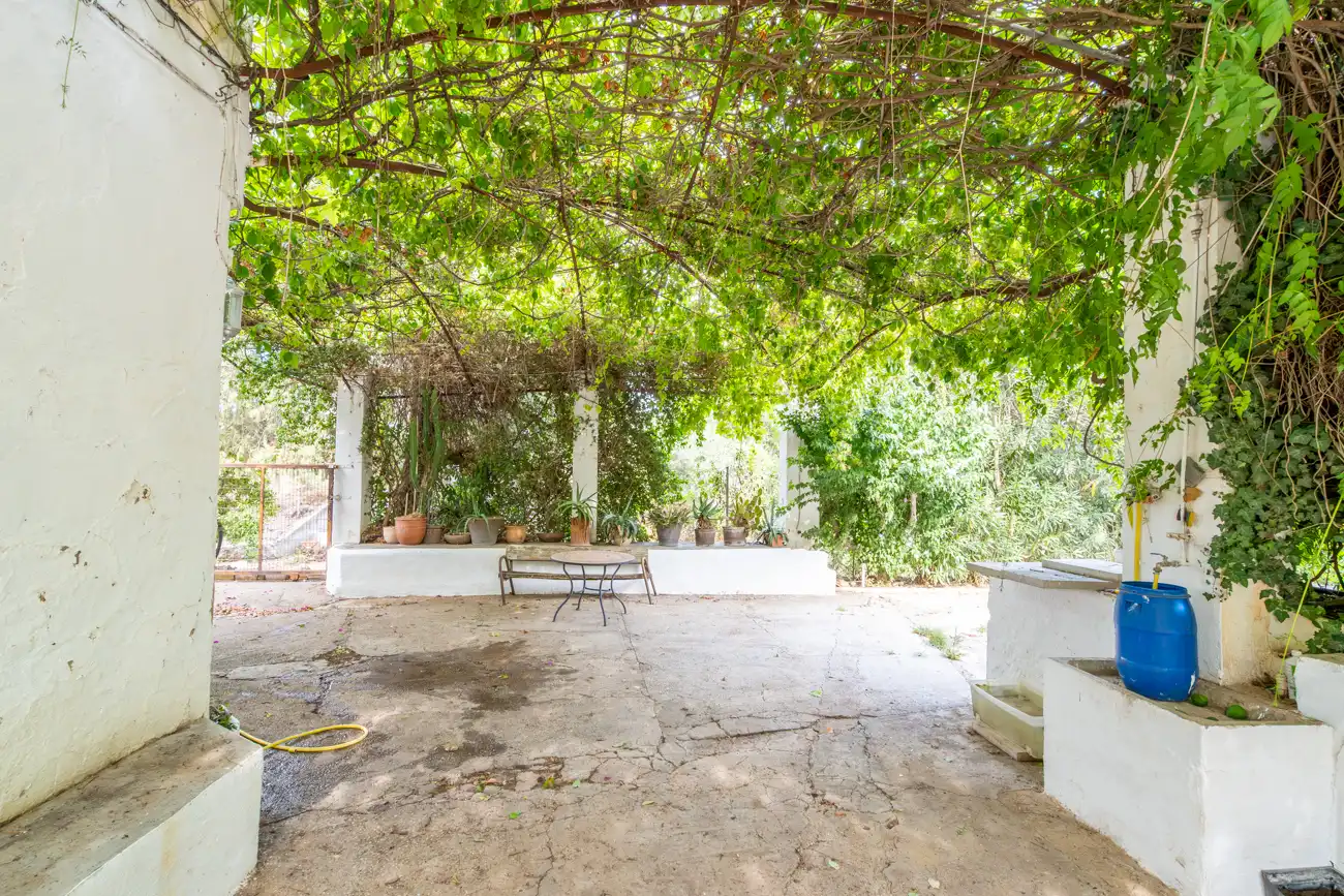 Country homes for sale in C-12, Aldover