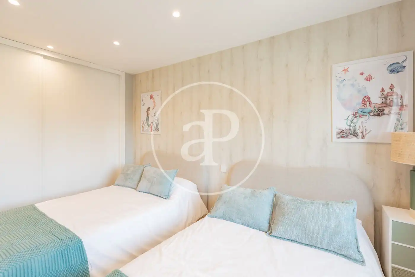 Schlafzimmer von Haus oder Chalet zum Verkauf in Pozuelo de Alarcón mit Klimaanlage, Heizung und Privatgarten