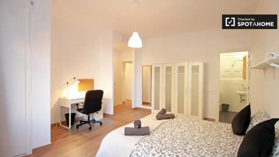 Room in Fort Pienc