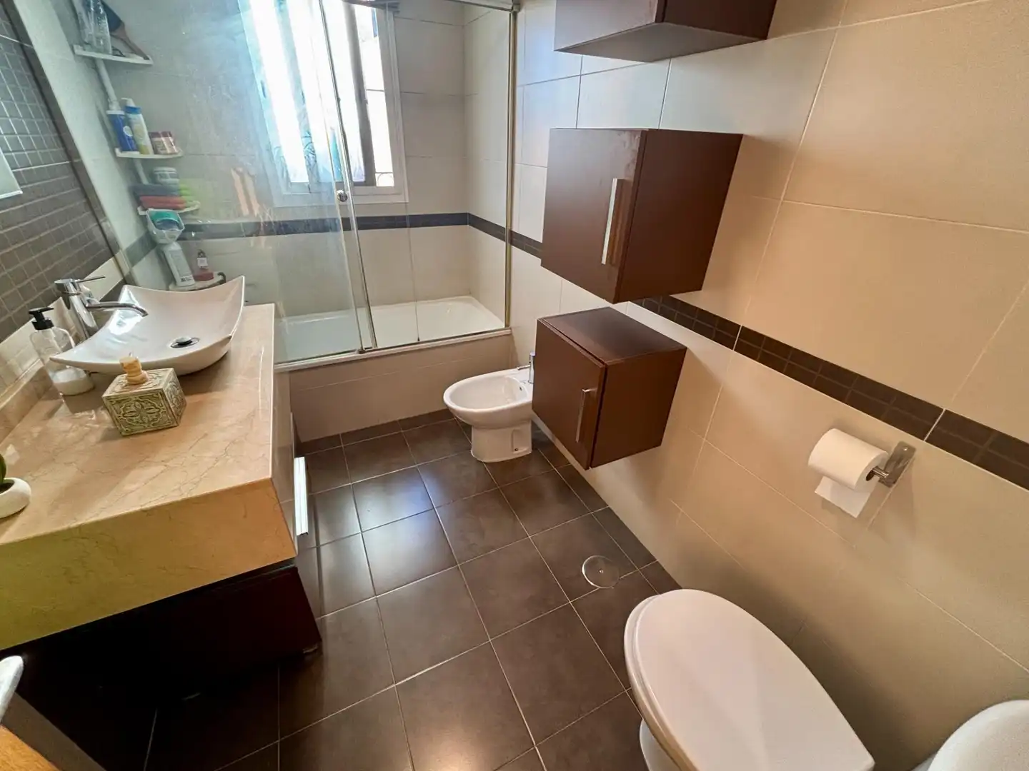Bathroom of Flat for sale in Benalmádena  with Air Conditioner, Private garden and Terrace
