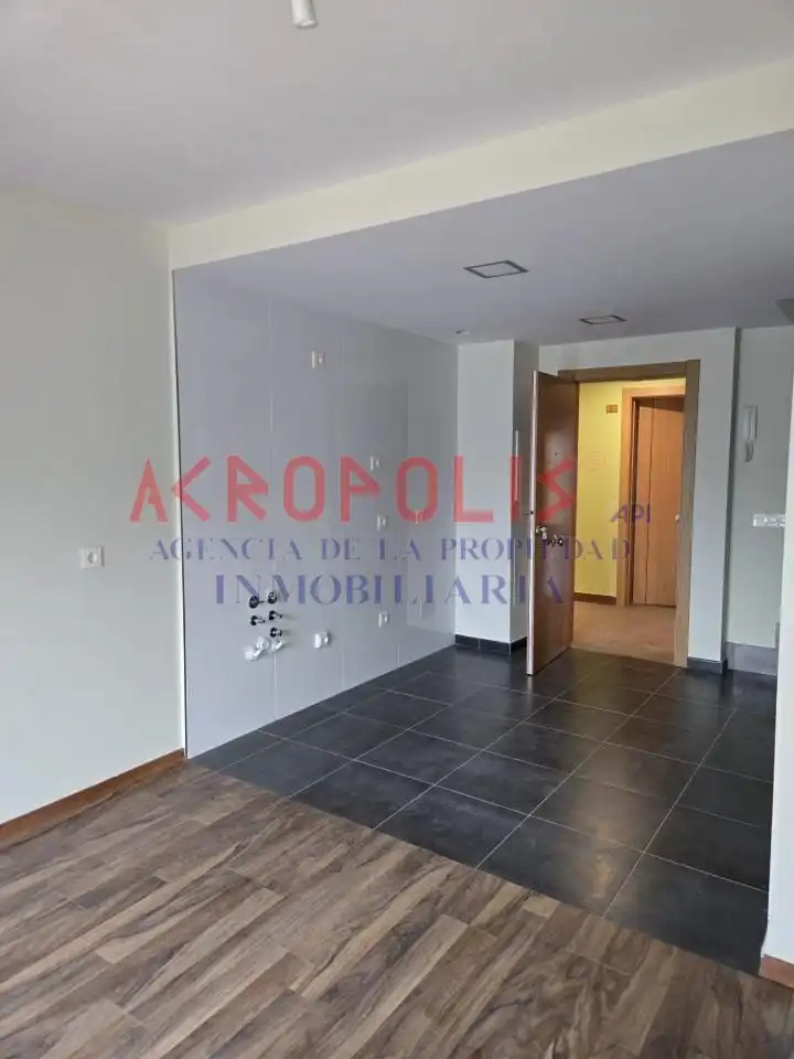 Dúplex amb ascensor en venda a Calle E Alonso S-lomb