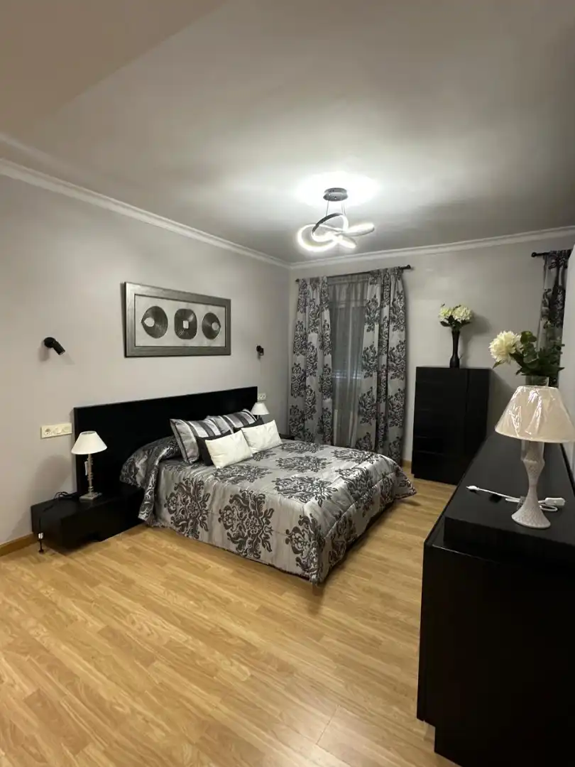 Habitación de Ático de alquiler en Don Benito con Aire acondicionado, Calefacción y Parquet