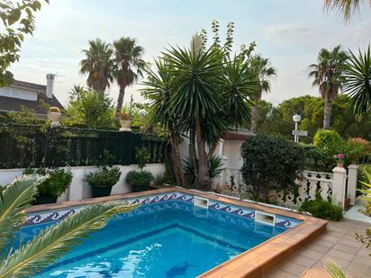 Swimming pool of House or chalet for sale in Salou  with Air Conditioner, Terrace and Swimming Pool