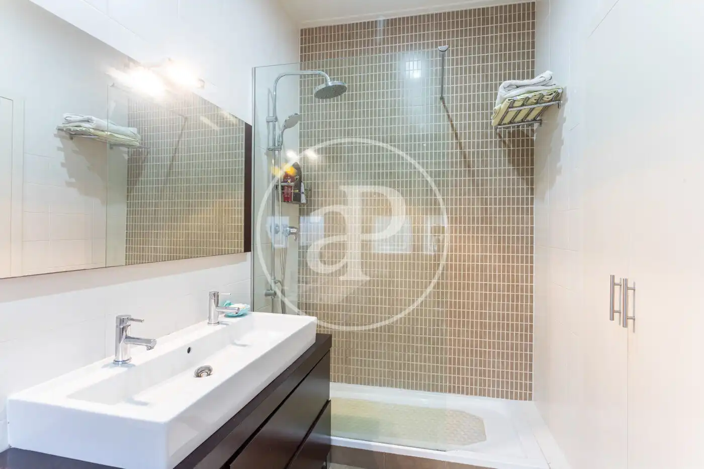 Bathroom of Houses for sale in Terrassa  with Heating, Private garden and Terrace