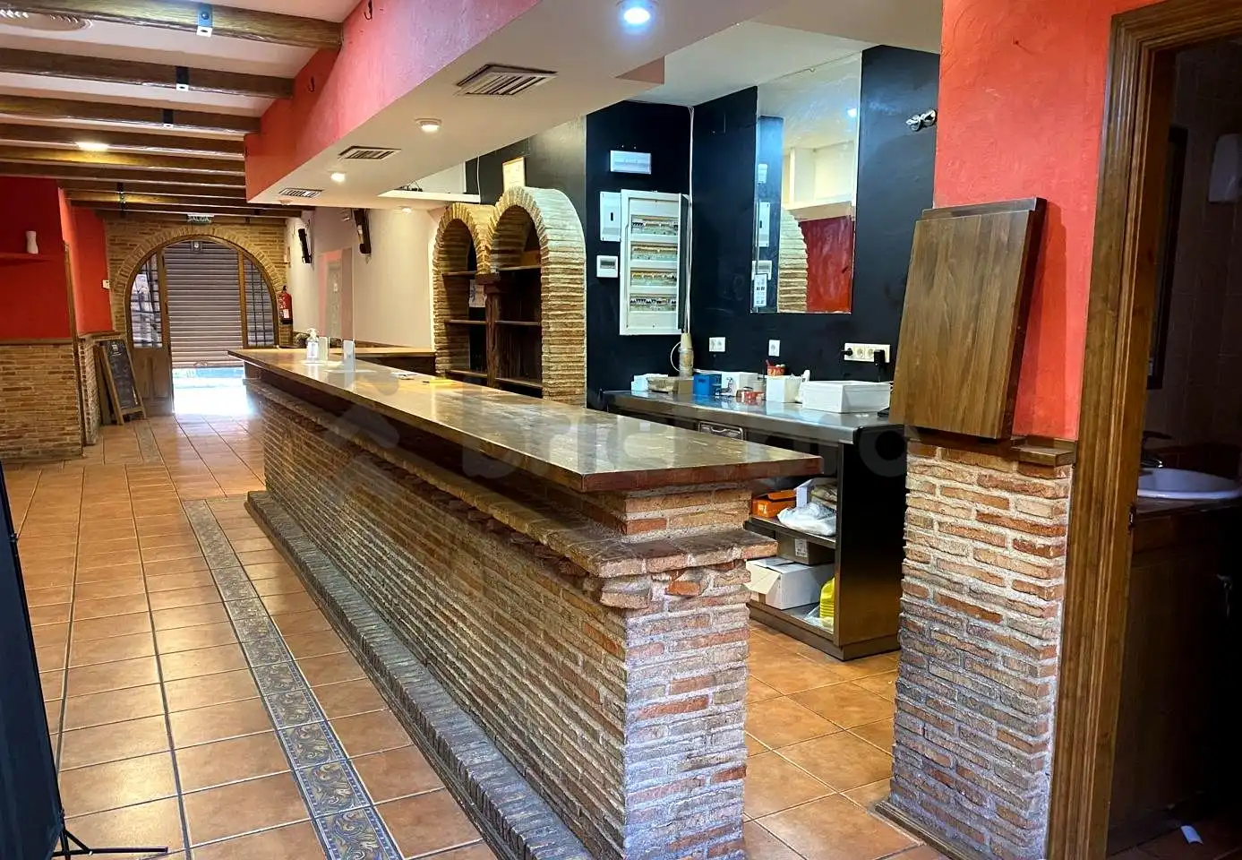 Local comercial de lloguer a Calle de Santa Ana, imagen 4