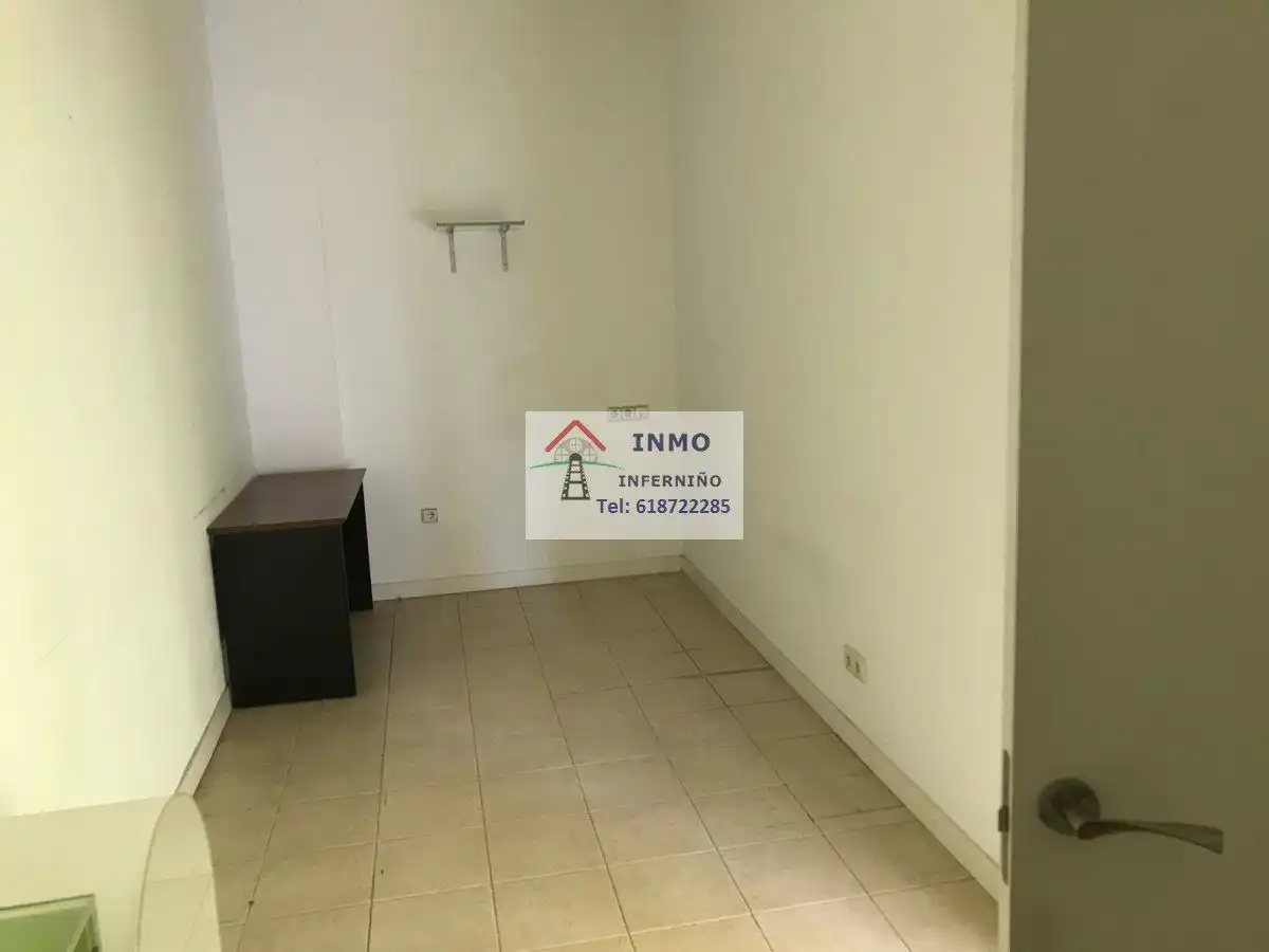 Business premises to rent in A Malata - Catabois - Ciudad Jardín, imagen 8