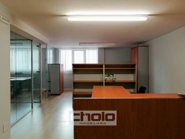 Oficina de lloguer a Recatelo - O Carme