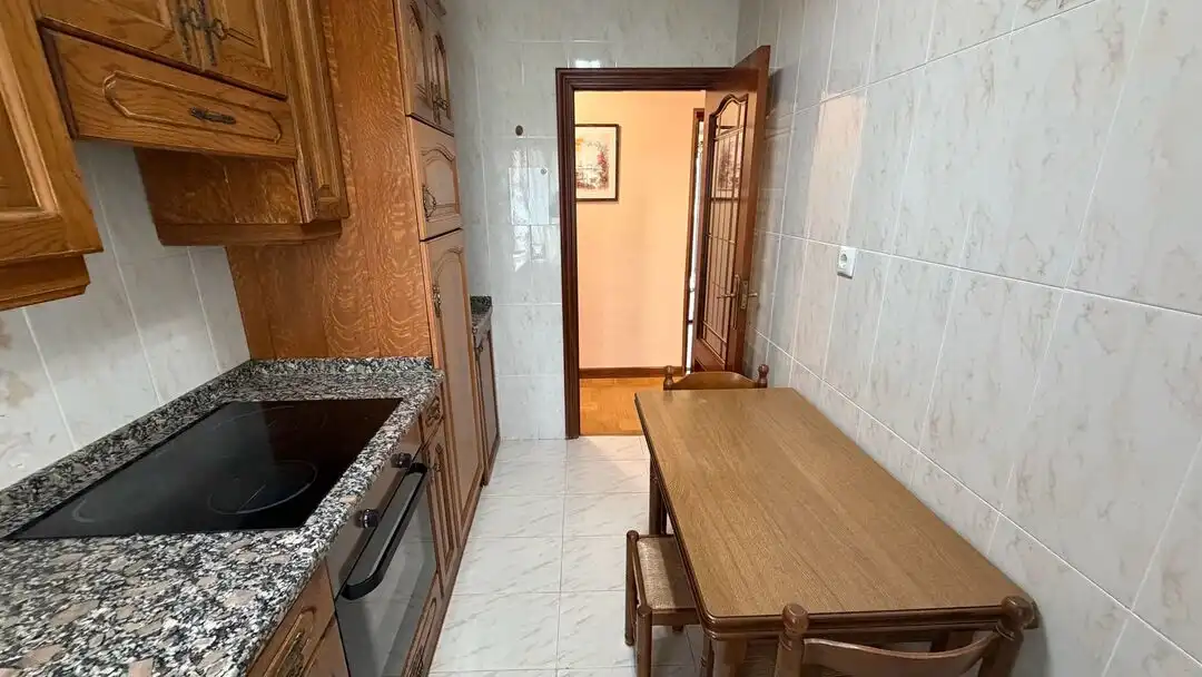 Cocina de Piso en venta en Vitoria - Gasteiz con Calefacción, Terraza y Trastero