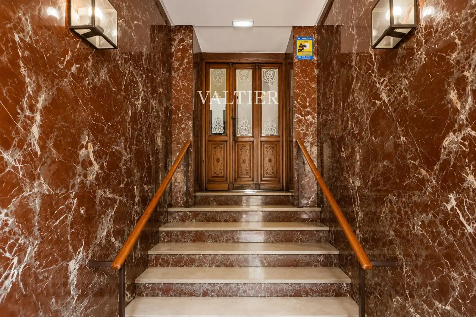 Flat for rent in Madrid  with Heating and Furnished
