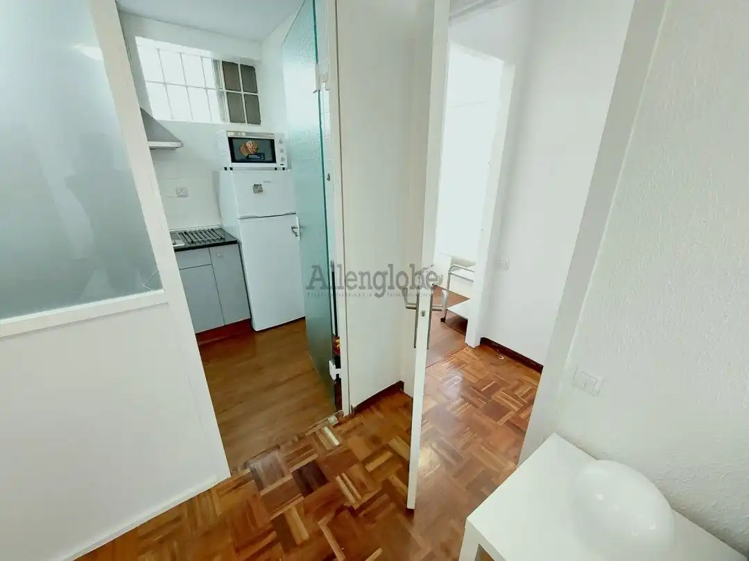 Apartament de lloguer a Calle Martínez Marina, Fontán