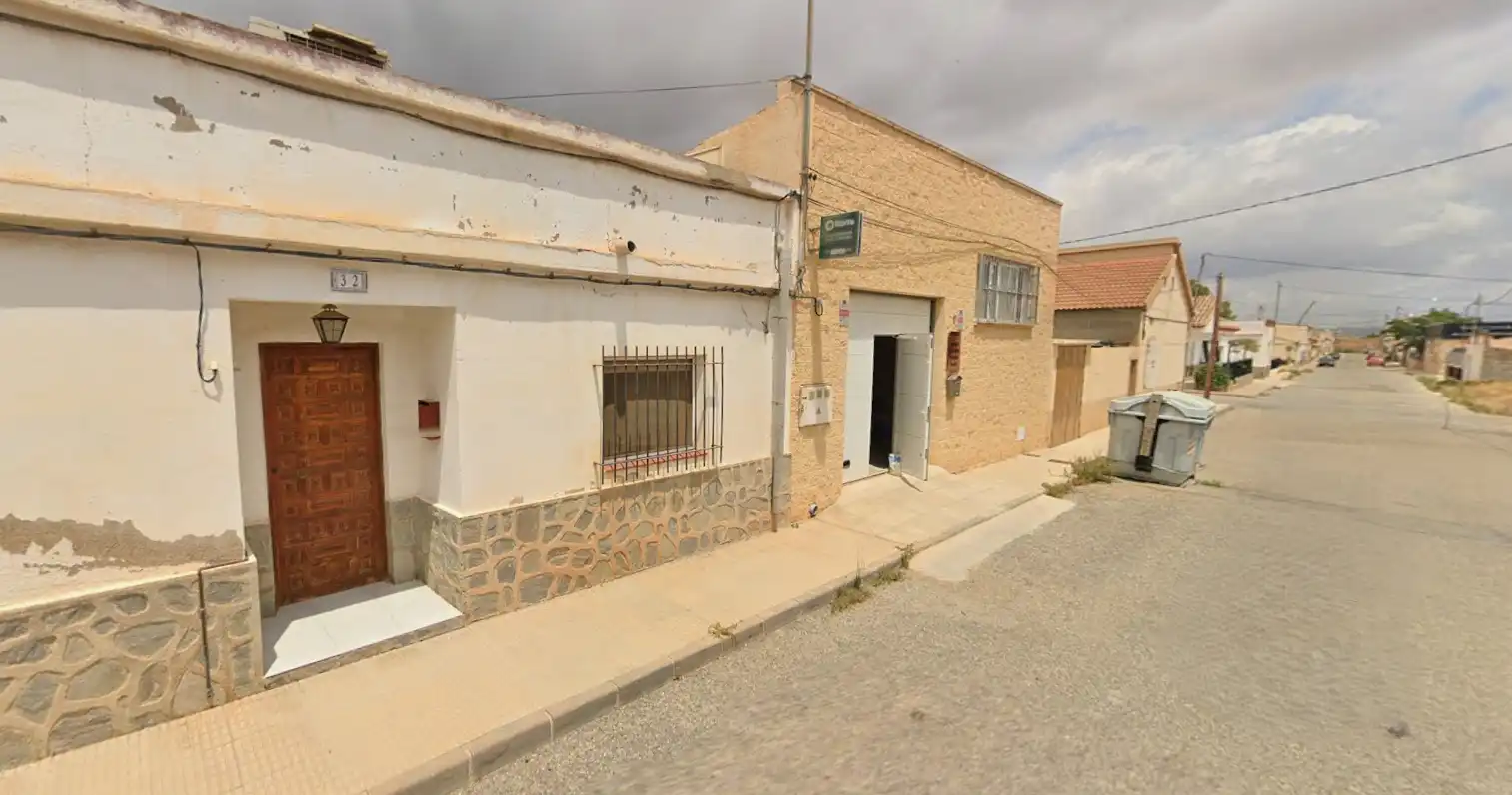 Maison à vendre à INDUSTRIA, imagen 2