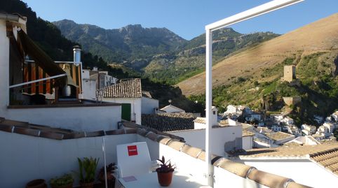 GRAN CASA NUEVA CON GARAJE, AMPLIA TERRAZA CON EXCELENTES VISTAS (360 GRADOS) Y PATIO, image 2