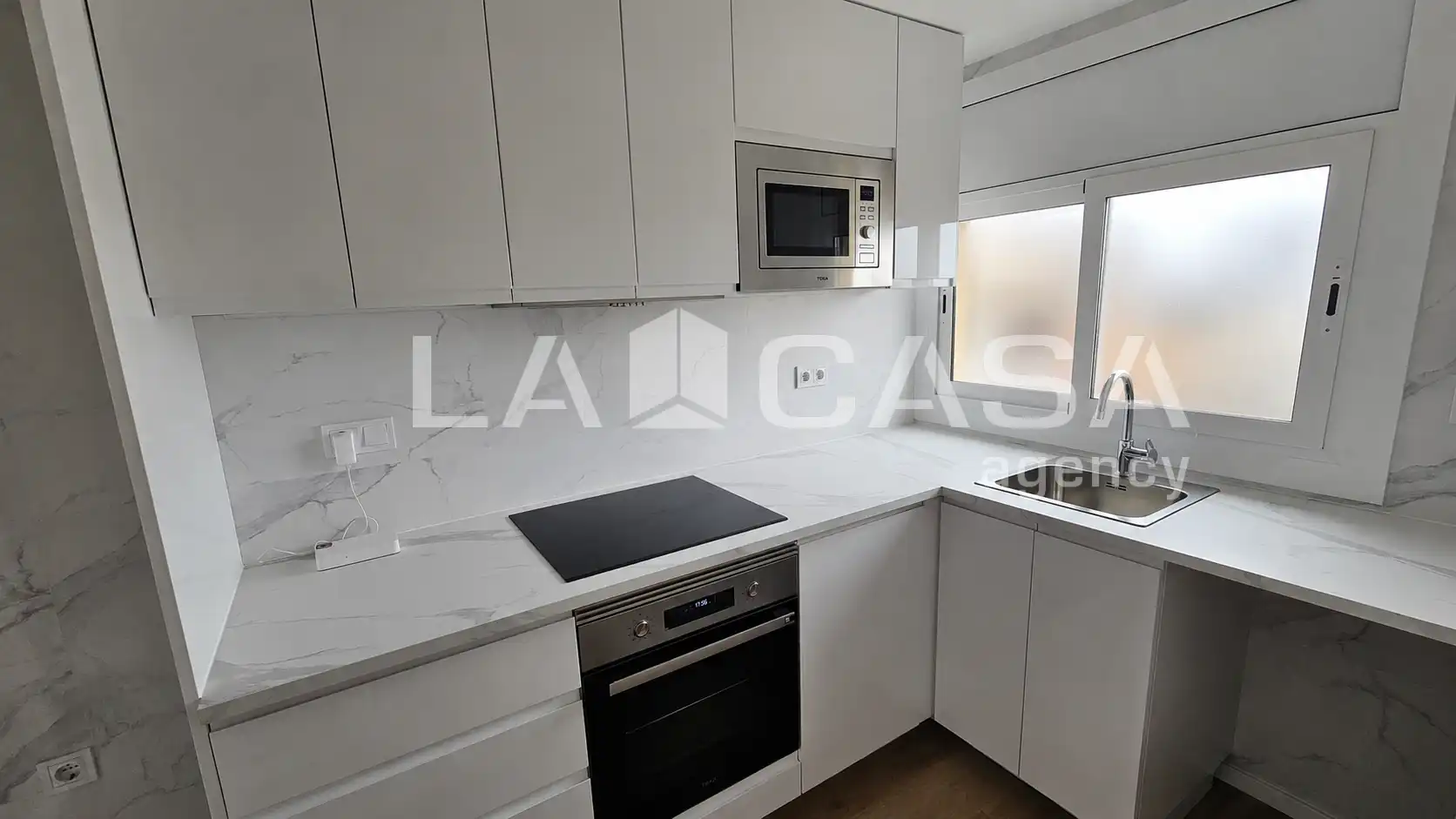 Kitchen of Flat for sale in Santa Coloma de Gramenet