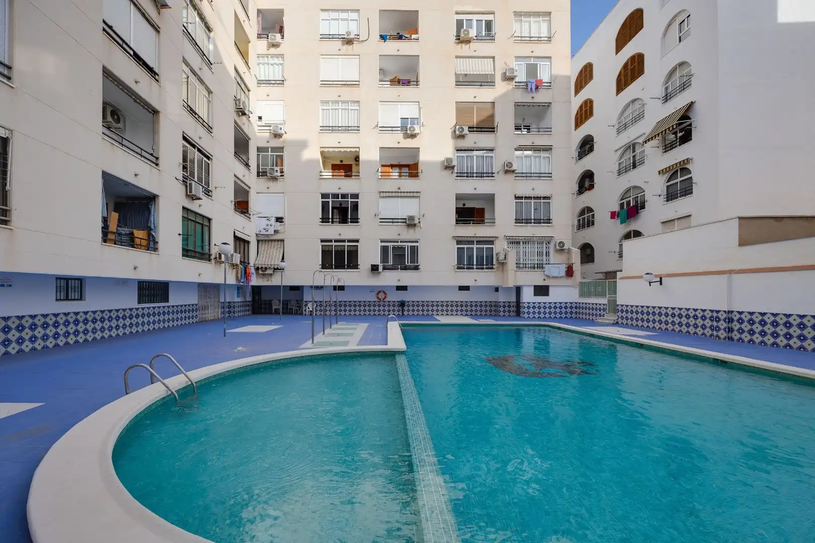 Apartamento con piscina en venta en los gases 26, imagen 9