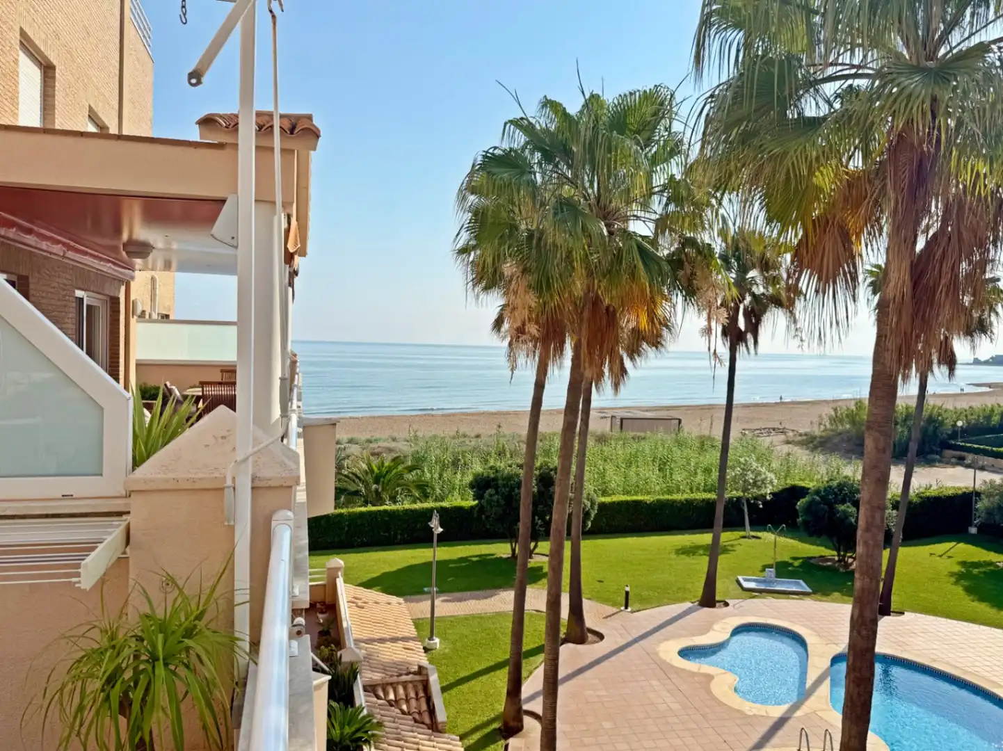 Vista exterior de Apartament en venda en Dénia amb Aire condicionat, Calefacció i Terrassa