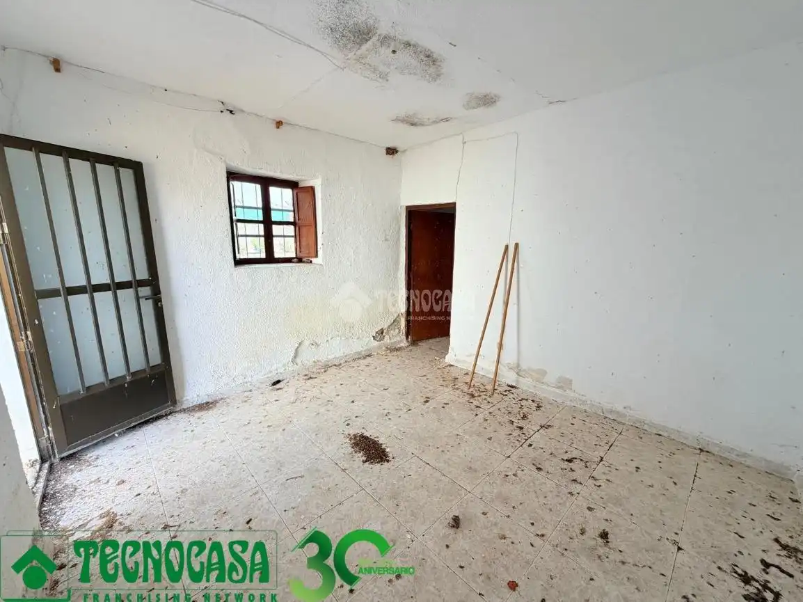 Houses for sale in Polán