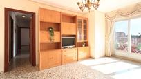 Living room of Flat for sale in  Albacete Capital  with Air Conditioner and Balcony