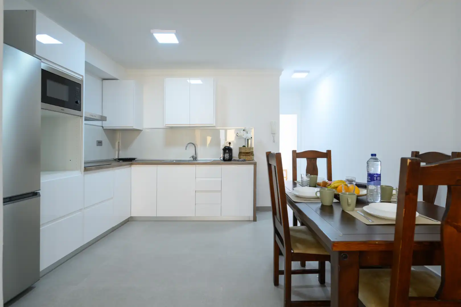 Cocina de Apartamento de alquiler en San Bartolomé de Tirajana con Aire acondicionado, Amueblado y Lavadora