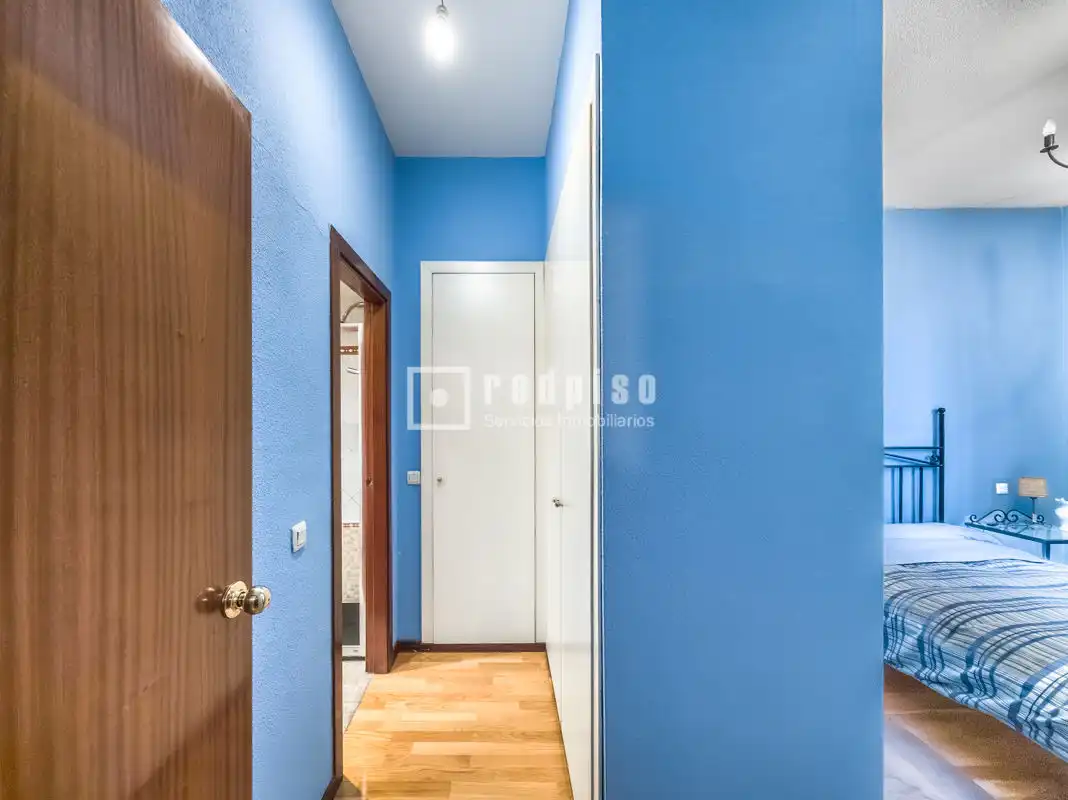 Flat for sale in Madrid  with Heating, Private garden and Parquet flooring