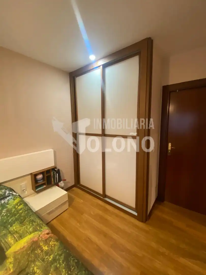Piso en venta en Calle Luis Cernuda, 38, Haro