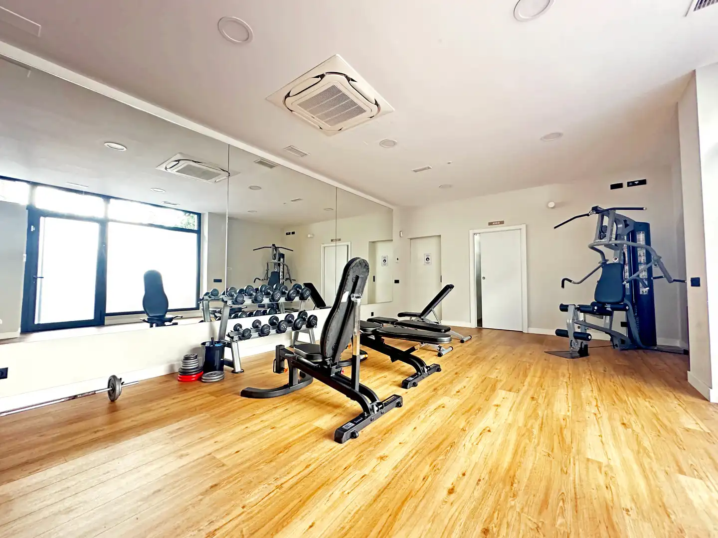 Ático en venta en Estepona con Calefacción, Terraza y Trastero