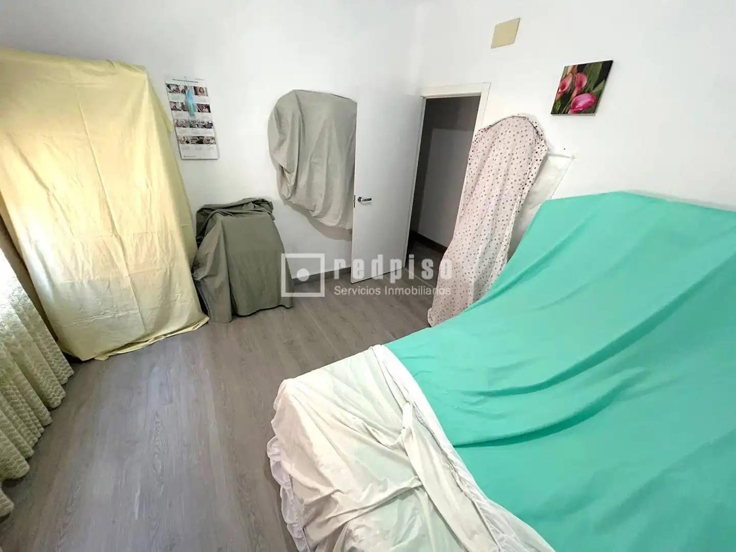 Habitación de Piso en venta en Madrid con Jardín privado
