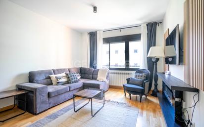 Living room of Flat to rent in  Madrid Capital  with Air Conditioner and Swimming Pool