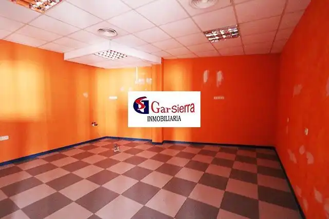 Local comercial en venta en Orusco de Tajuña, imagen 2