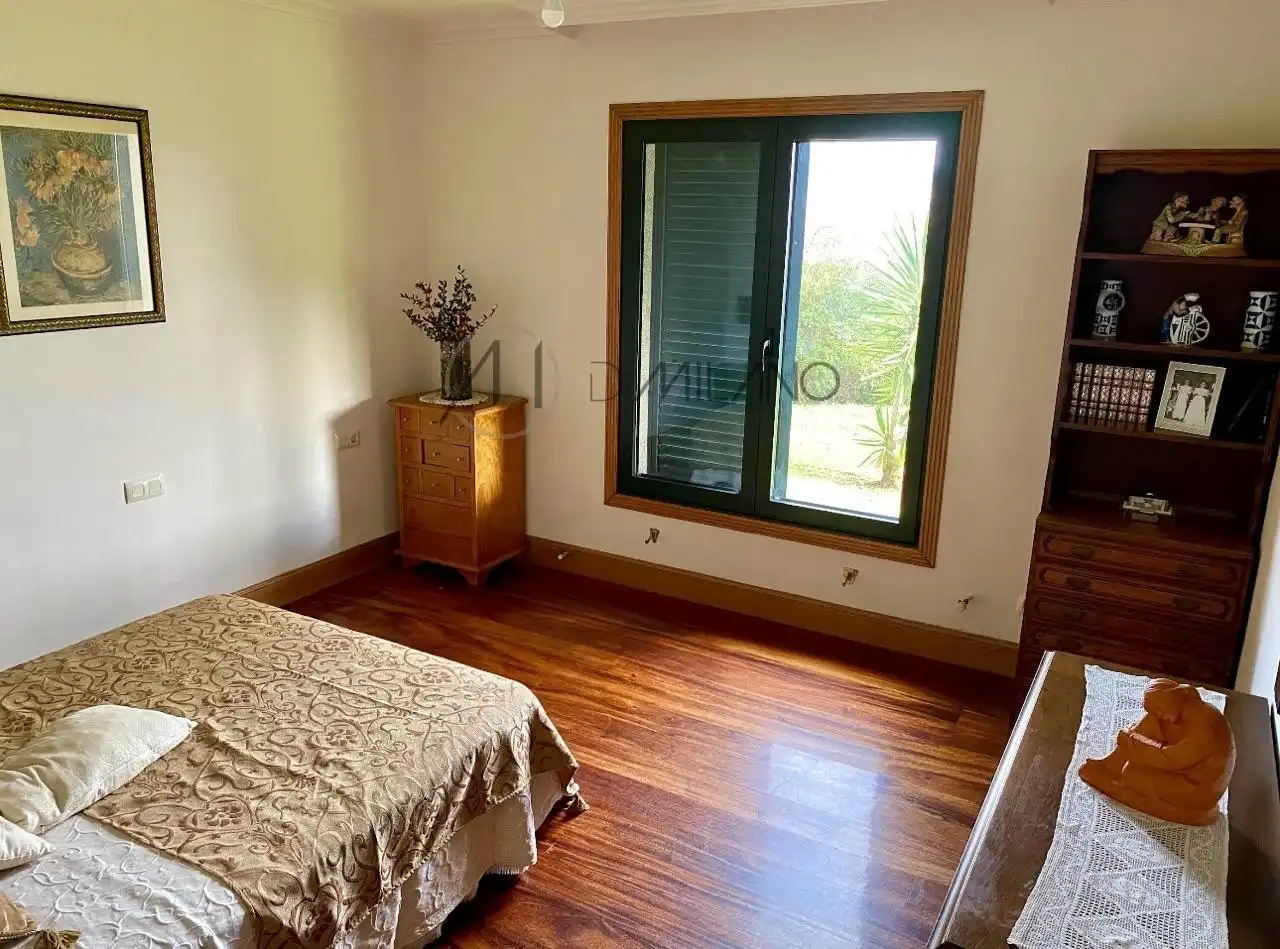 Dormitori de Casa o xalet en venda en Moaña amb Calefacció, Jardí privat i Terrassa