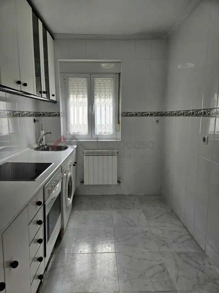 Cocina de Casa o chalet en venta en San Andrés del Rabanedo con Calefacción, Jardín privado y Trastero
