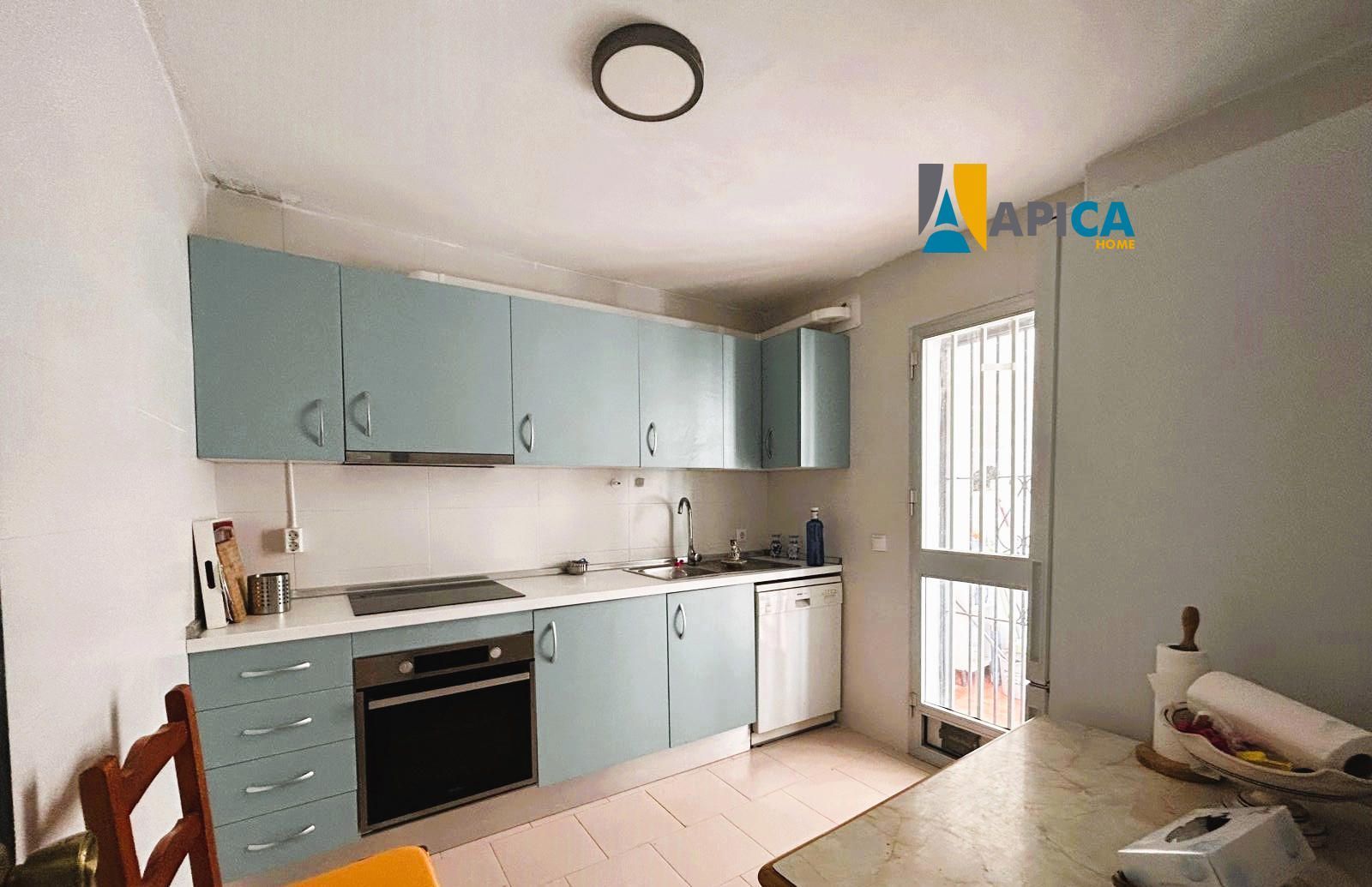Cuina de Casa adosada en venda en Los Barrios amb Traster