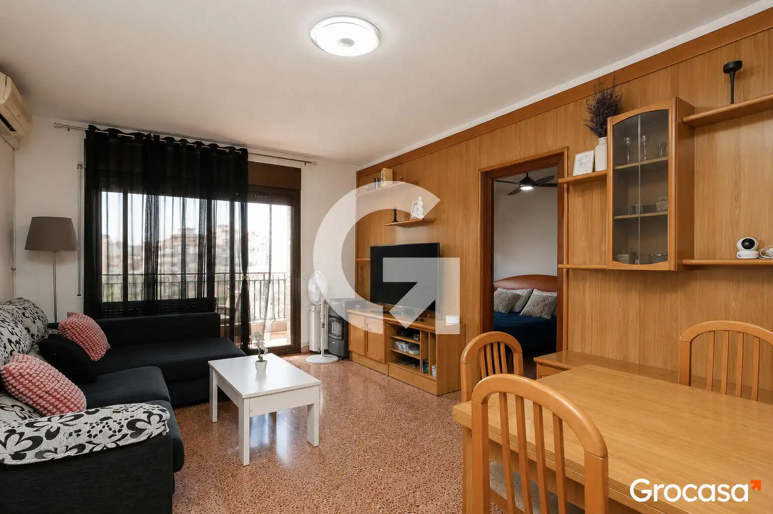 Living room of Flat for sale in El Prat de Llobregat  with Air Conditioner, Heating and Oven