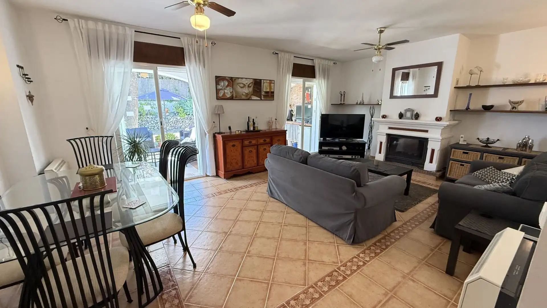 Sala de estar de Casa o chalet en venta en Coín con Aire acondicionado y Piscina