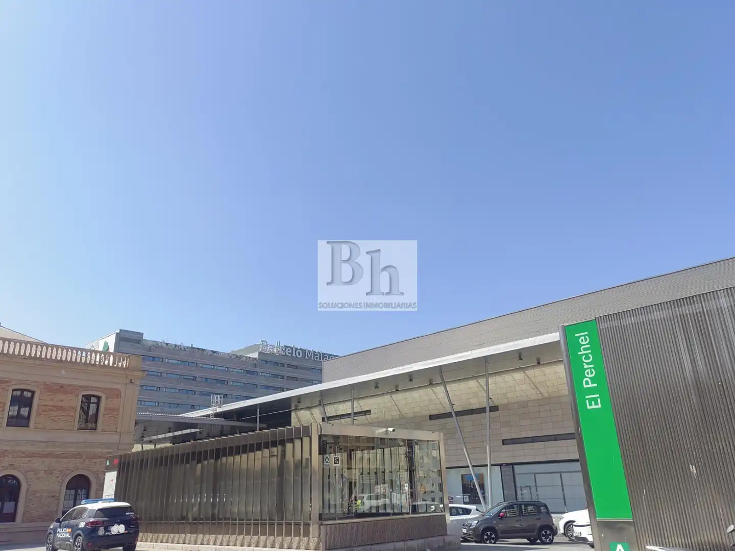 Vista exterior de Pis en venda en Málaga amb Aire condicionat