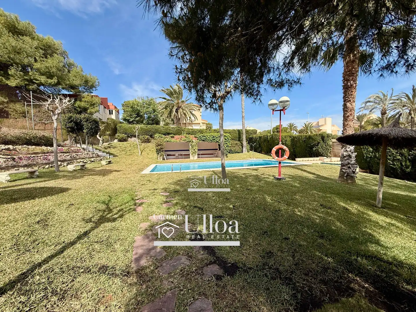 Casa o xalet en venda en Alicante / Alacant amb Aire condicionat, Calefacció i Jardí privat