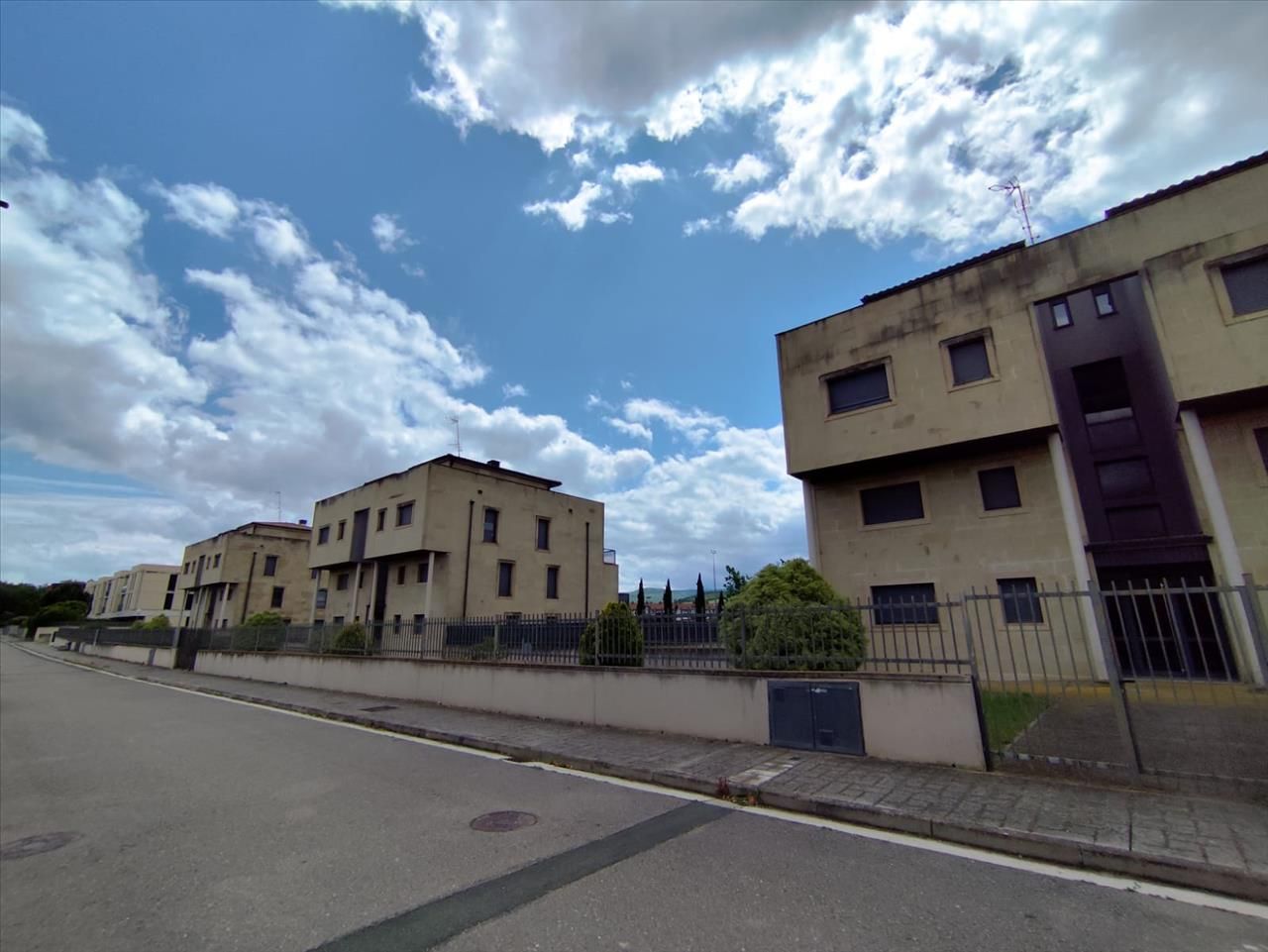 Piso en venta en EL BOSQUE, Cirueña