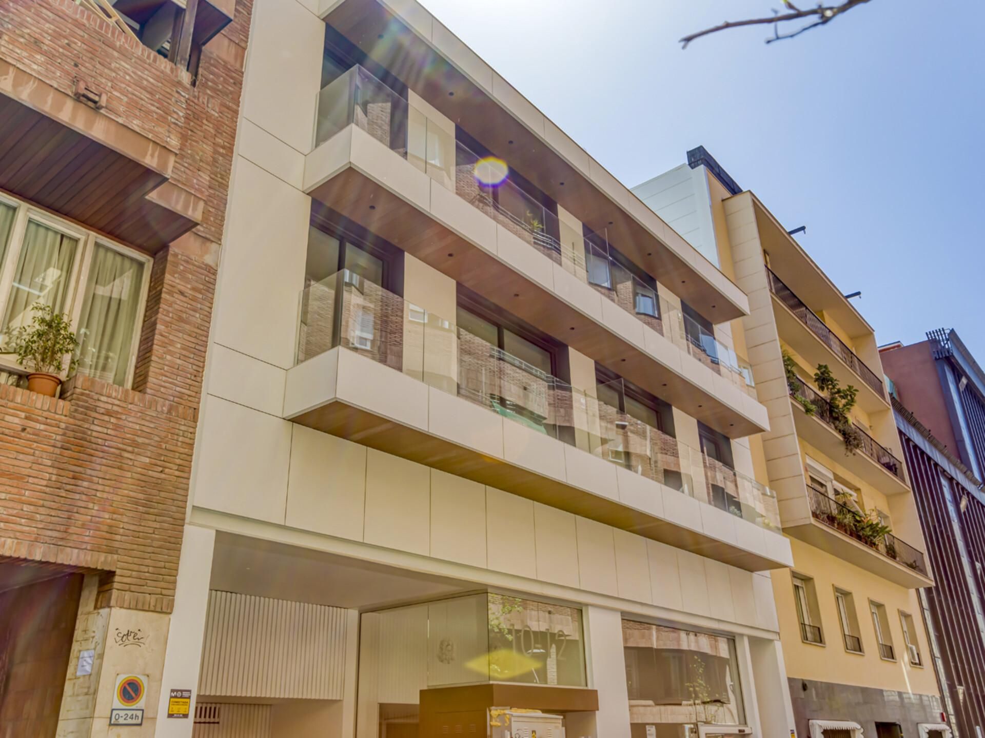 Exterior view of Garage to rent in  Barcelona Capital