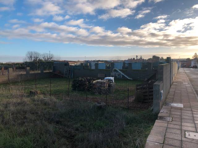 Terreno en Venta en Calle Jardines, 3 en Doñinos de Salamanca