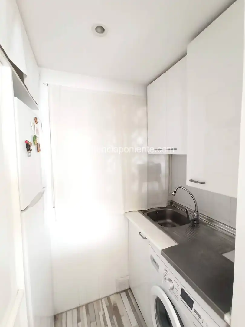 Cocina de Apartamento de alquiler en Finestrat con Aire acondicionado, Terraza y Amueblado
