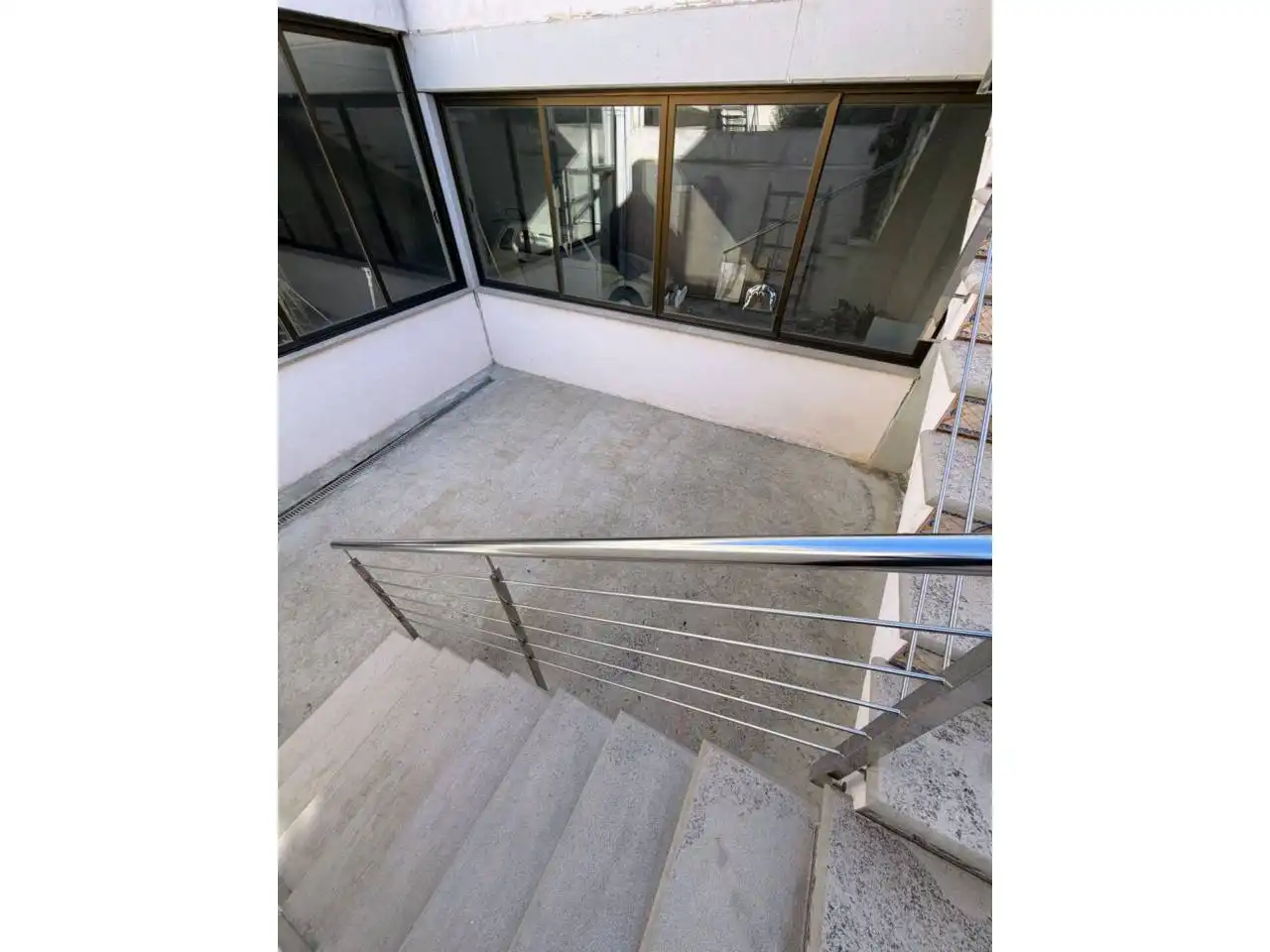 Garage zum Verkauf in Petra