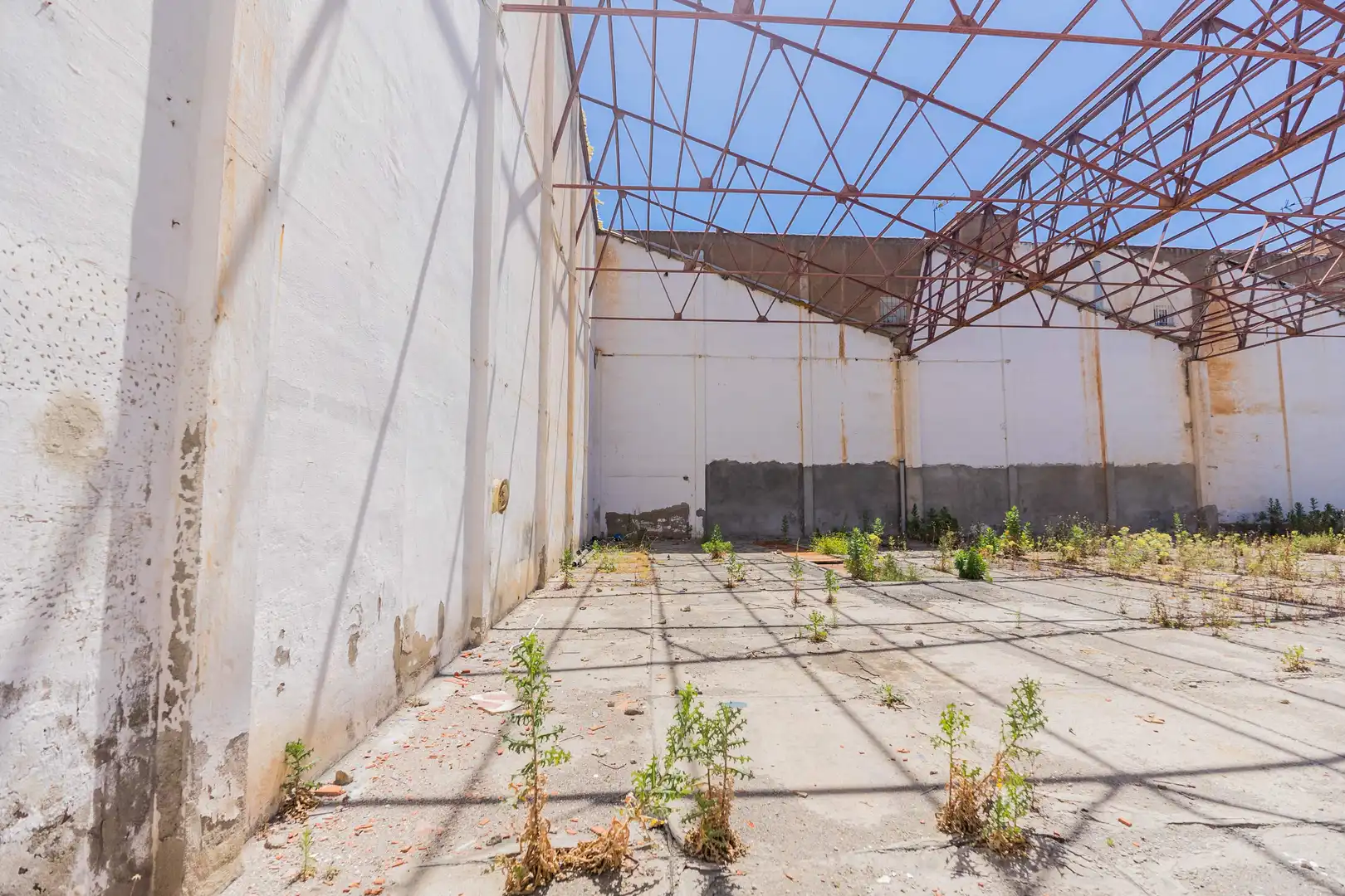 Exterior view of Industrial buildings for sale in Torremolinos