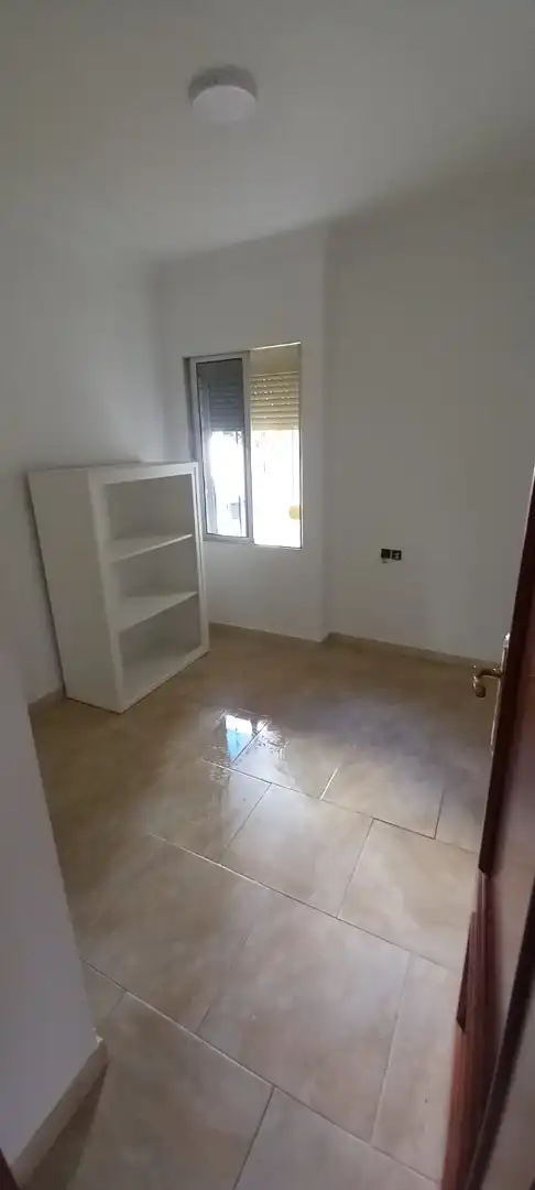 Dormitori de Pis en venda en Dos Hermanas amb Aire condicionat